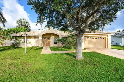 7451 Anadale Circle Lake Worth FL 33467