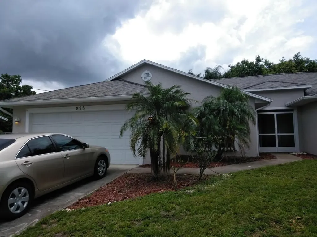 858 SW Paul Revere Terrace Port St Lucie FL 34953