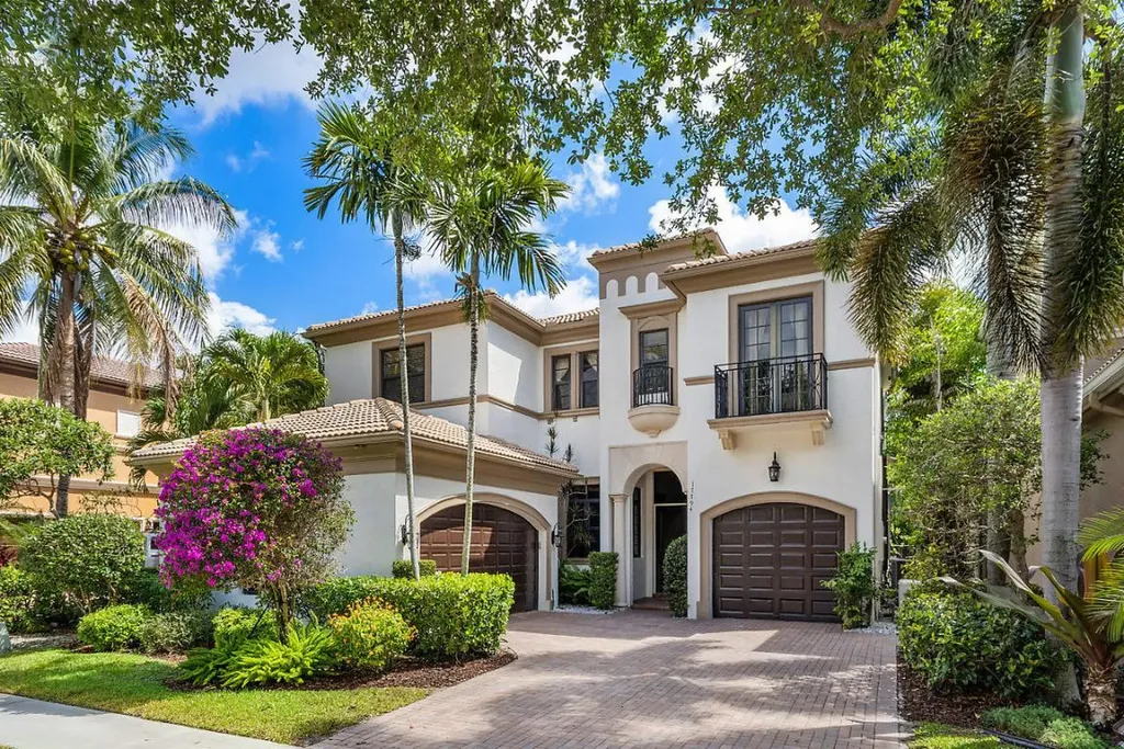 17794 Lake Azure Way Boca Raton FL 33496