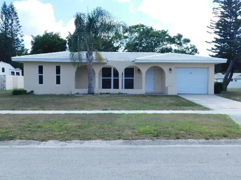 312 NE Ardsley Drive Port St Lucie FL 34983