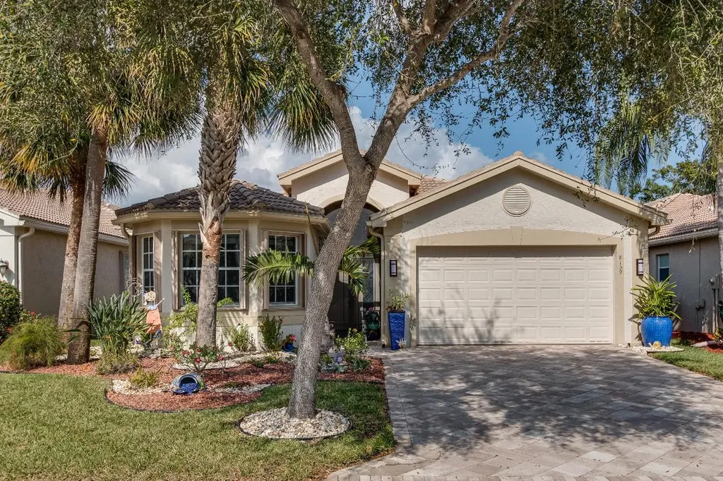 8159 Abalone Point Boulevard Lake Worth FL 33467