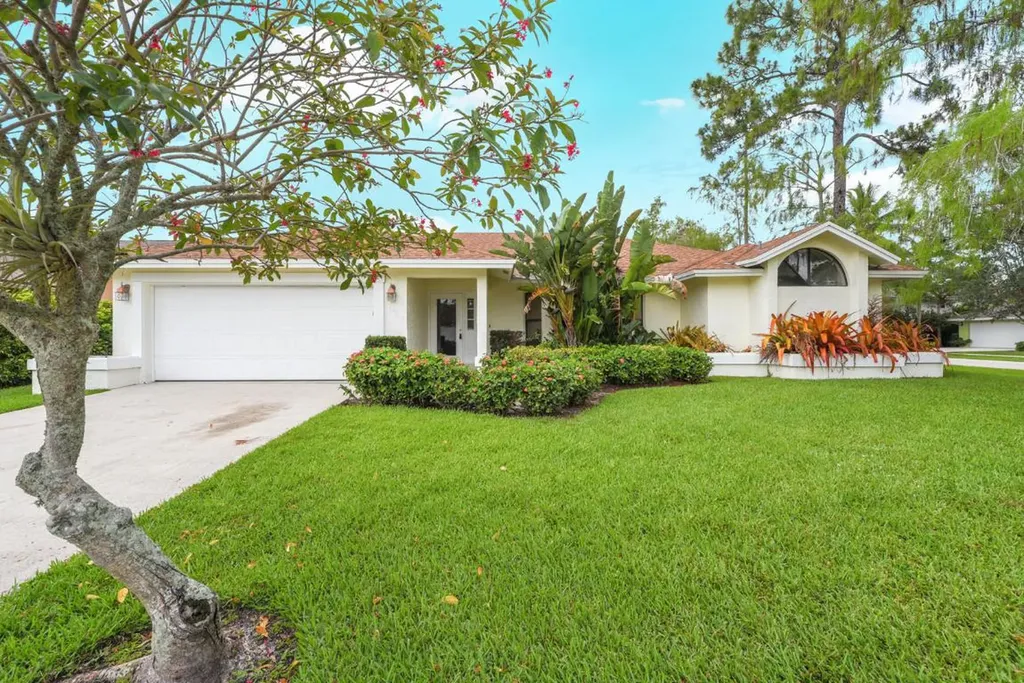 14314 Flora Lane Wellington FL 33414