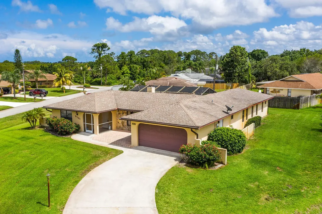 2101 SE Alden Street Port St Lucie FL 34984