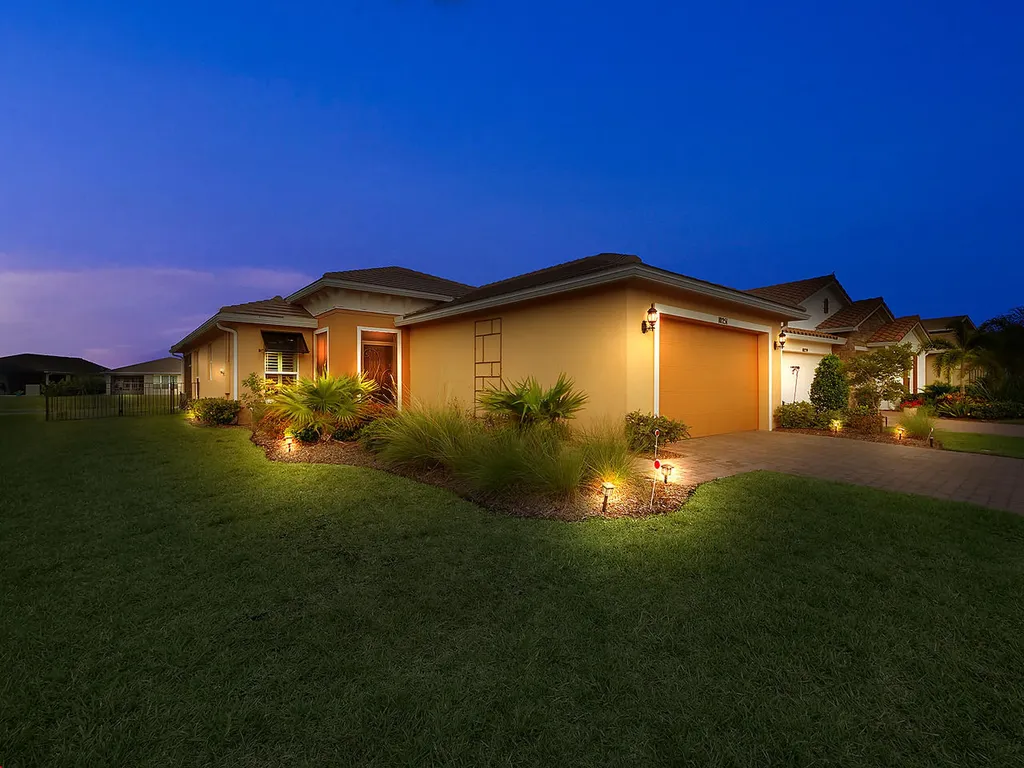 10251 SW Yellowwood Avenue Port St Lucie FL 34987