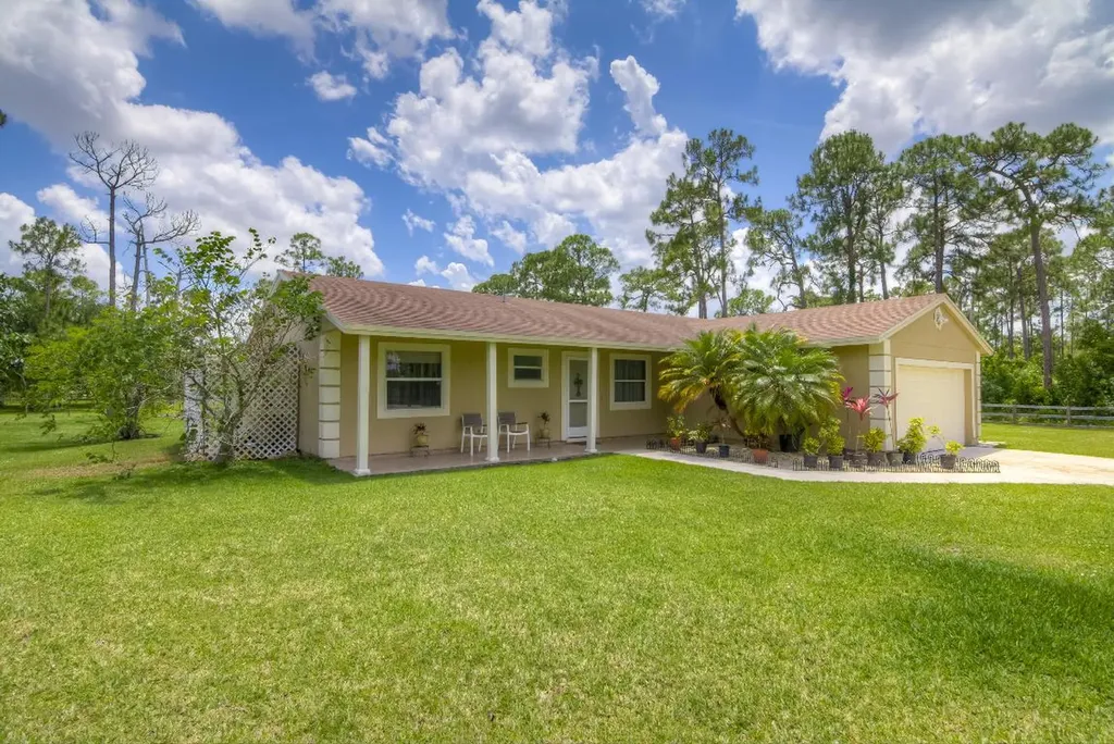 17684 86th Street N Loxahatchee FL 33470