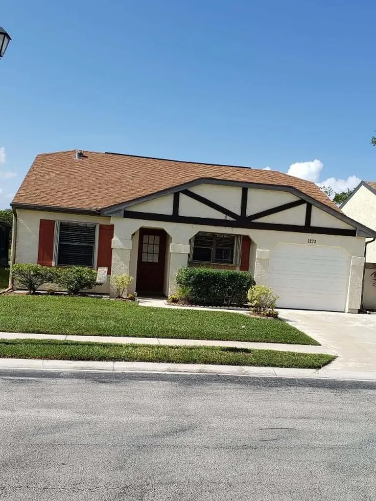 2273 SE Barrington Street S Port St Lucie FL 34952