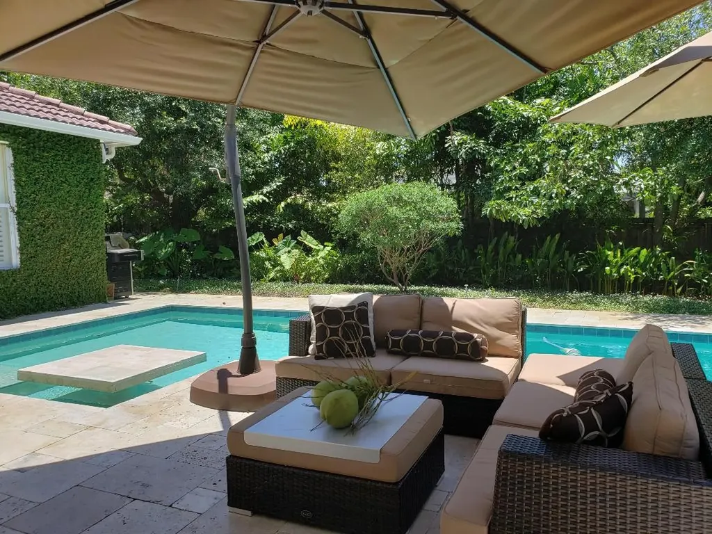 1739 22nd Avenue N Lake Worth Beach FL 33460