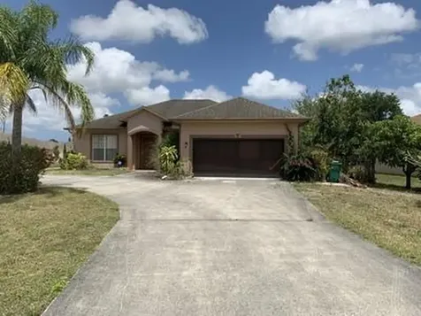 2293 SW Savage Boulevard Port St Lucie FL 34953