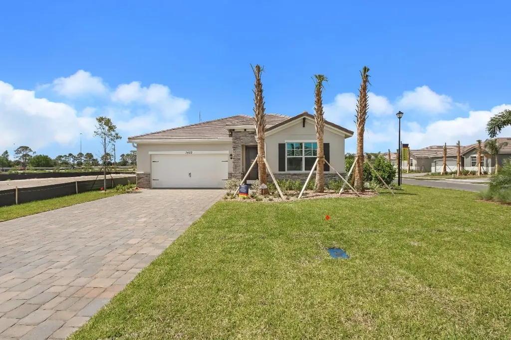 7400 SW Harbor Cove Drive Stuart FL 34997