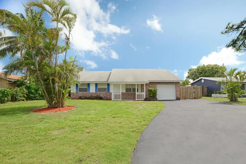 615 Lindell Boulevard Delray Beach FL 33444