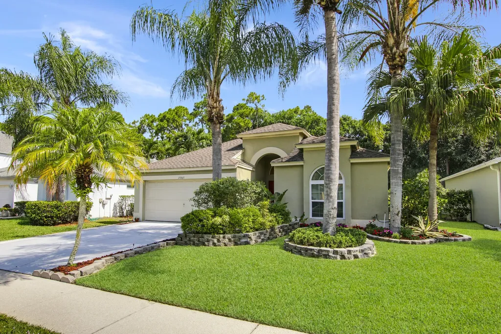 15065 Oak Chase Court Wellington FL 33414