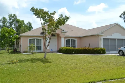 2109 SE Heathwood Circle Port St Lucie FL 34952