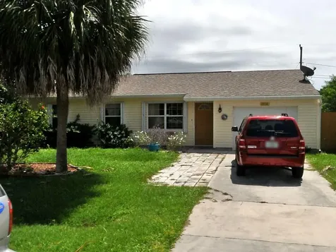 2808 SE Buccaneer Circle Port St Lucie FL 34952