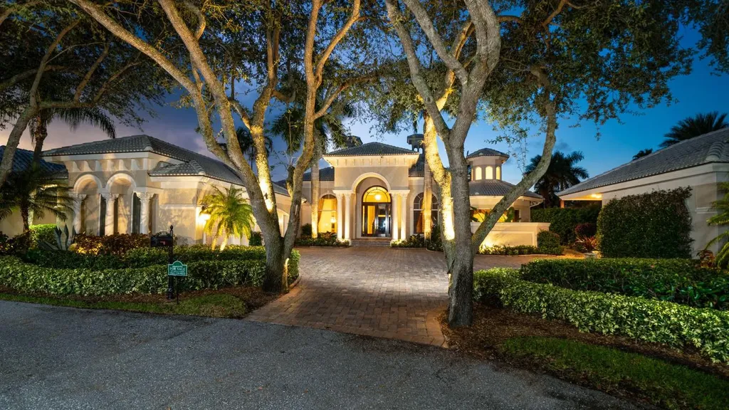 8691 SE Somerset Island Way Jupiter FL 33458