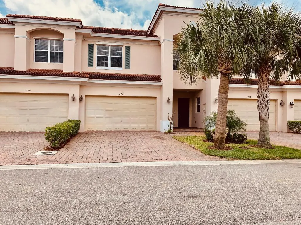 2214 SW Cape Cod Drive Port St Lucie FL 34953