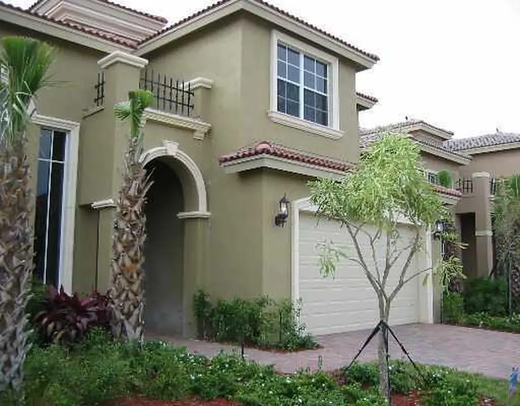 10785 Lake Wynds Court Boynton Beach FL 33437