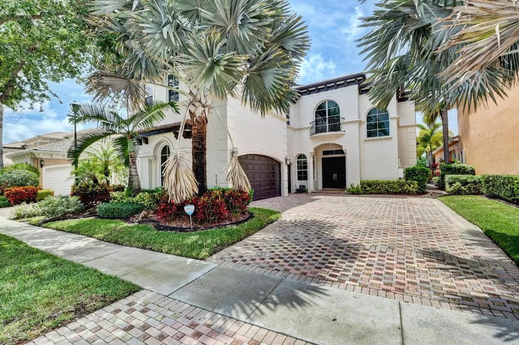 6192 Via Venetia N Delray Beach FL 33484