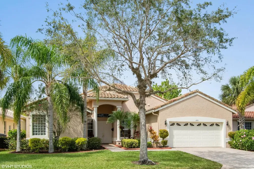 223 NW Liseron Way Port St Lucie FL 34986