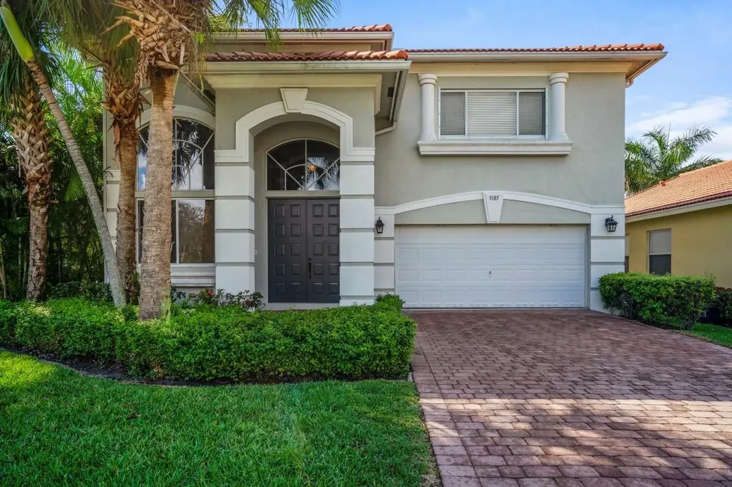 9185 Silver Glen Way Lake Worth FL 33467