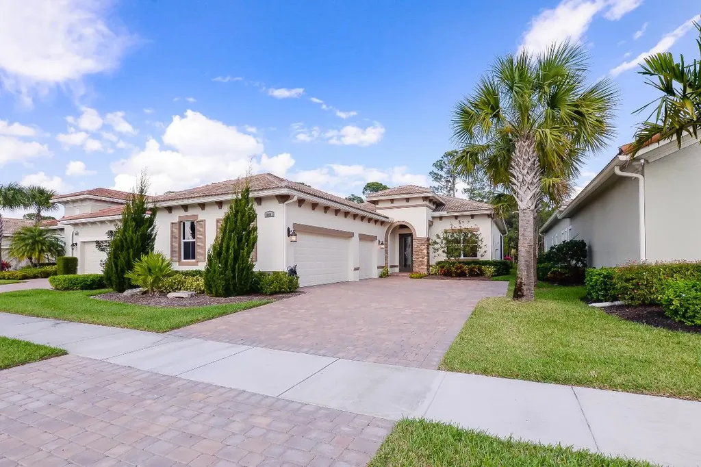 10861 SW Visconti Way Port St Lucie FL 34986