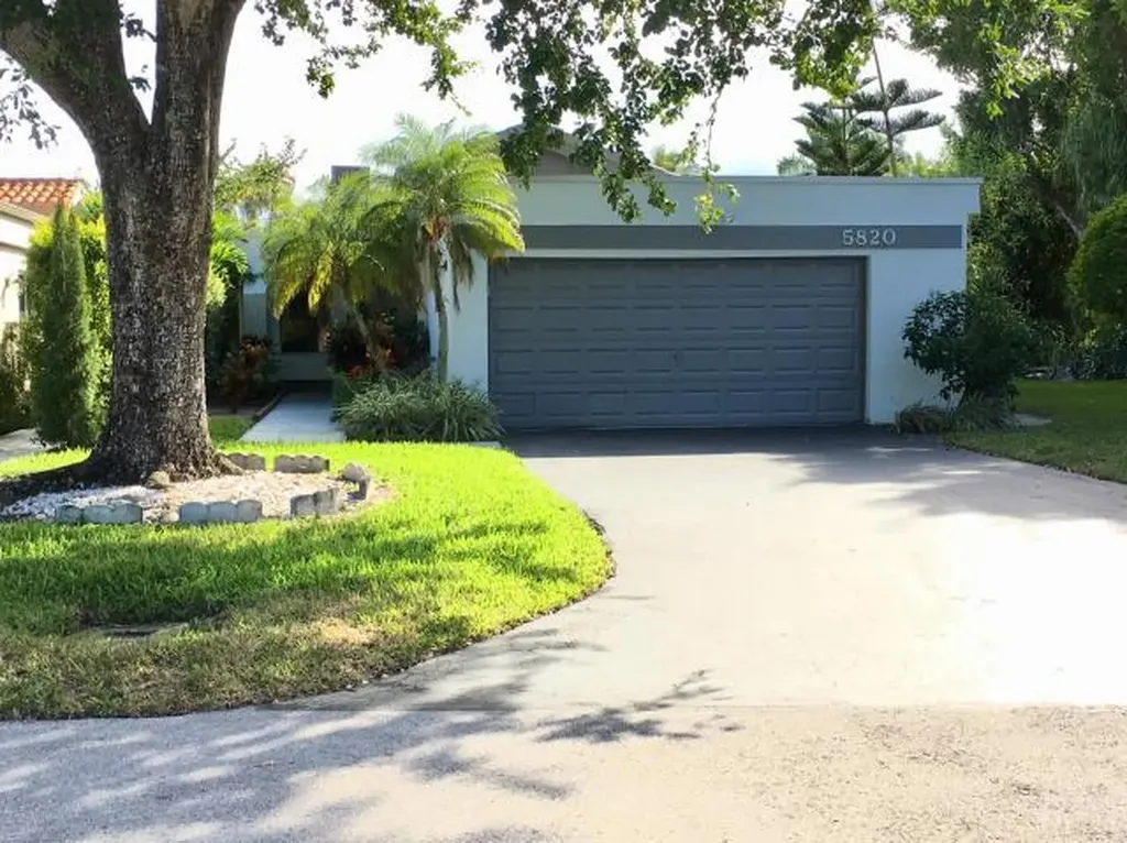 5820 Piping Rock Drive Boynton Beach FL 33437