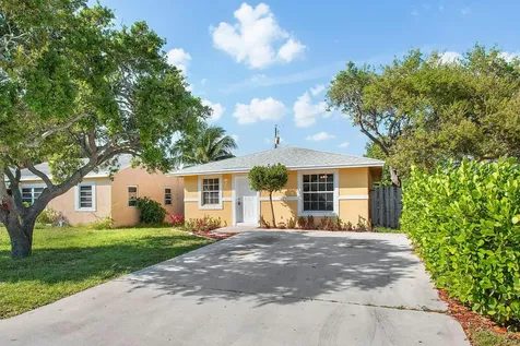 321 W Mango Street Lantana FL 33462