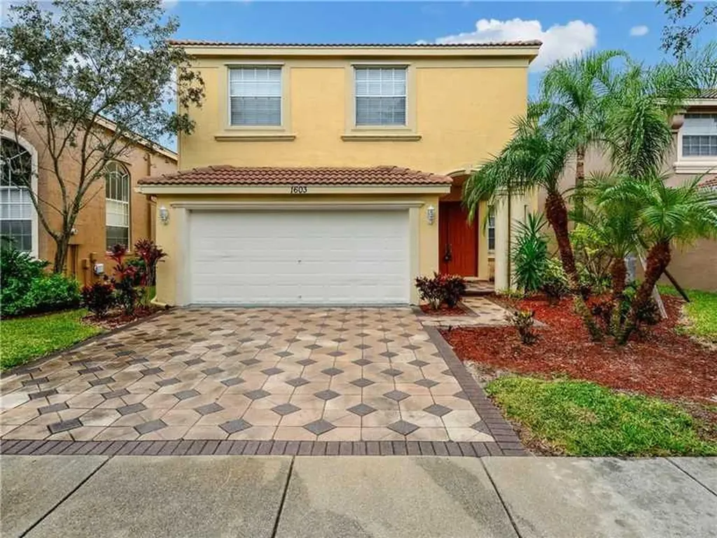 1603 Briar Oak Drive Royal Palm Beach FL 33411
