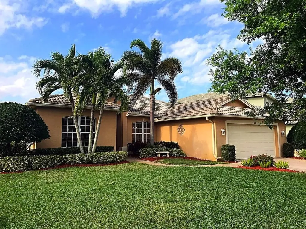 569 NW Waverly Circle Port St Lucie FL 34983