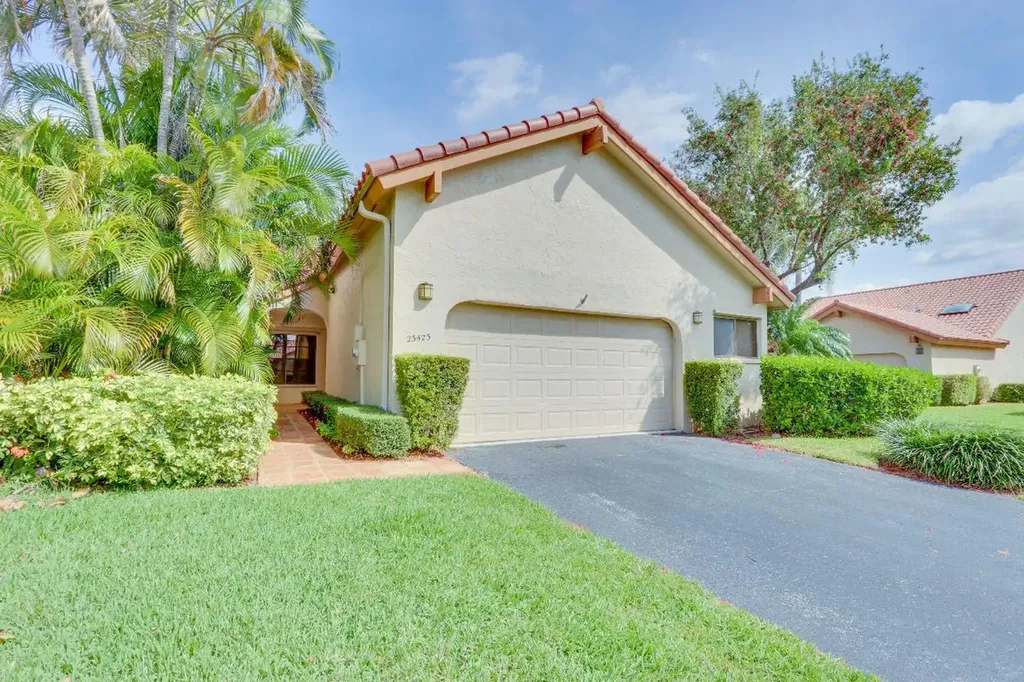 23423 Water Circle Boca Raton FL 33486