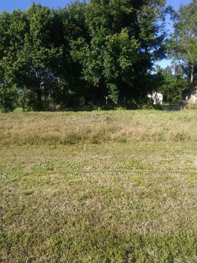 1533 SW Jacksonville Avenue Port St Lucie FL 34953