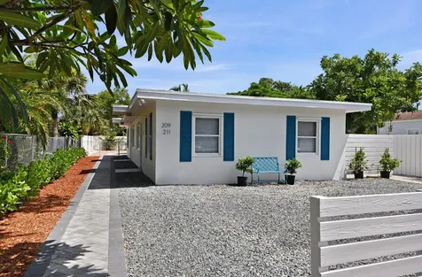 209 NE 13th Street Delray Beach FL 33444