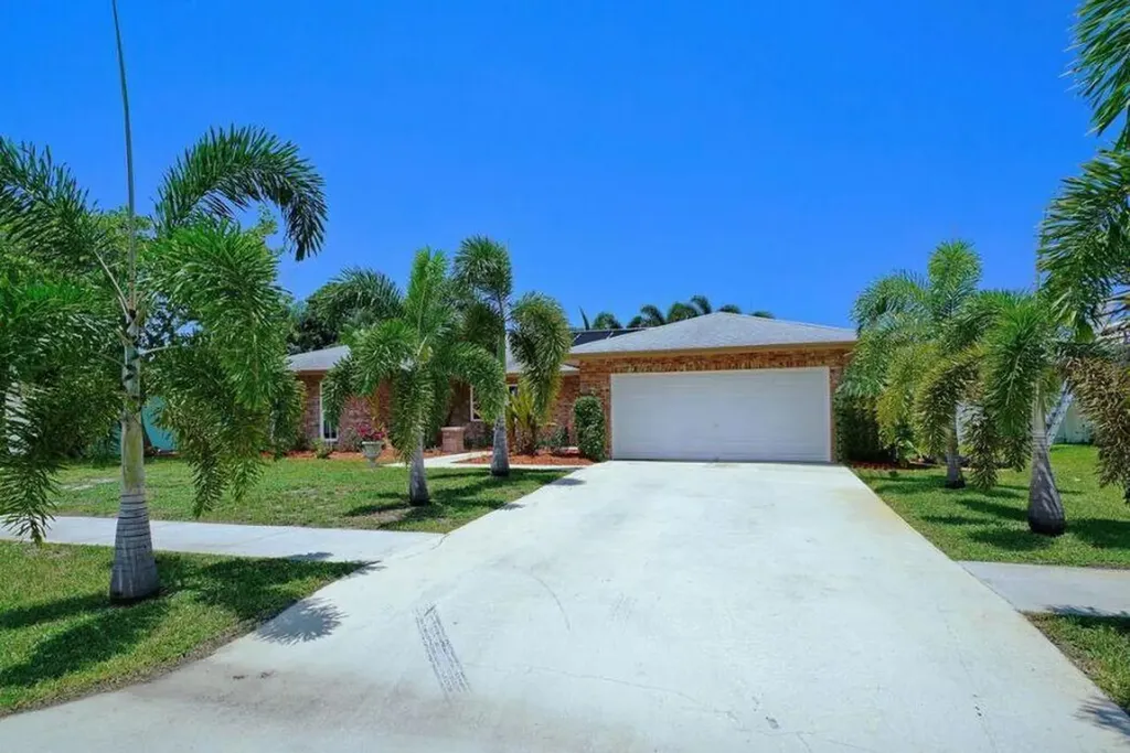 17414 Spring Tree Lane Boca Raton FL 33487