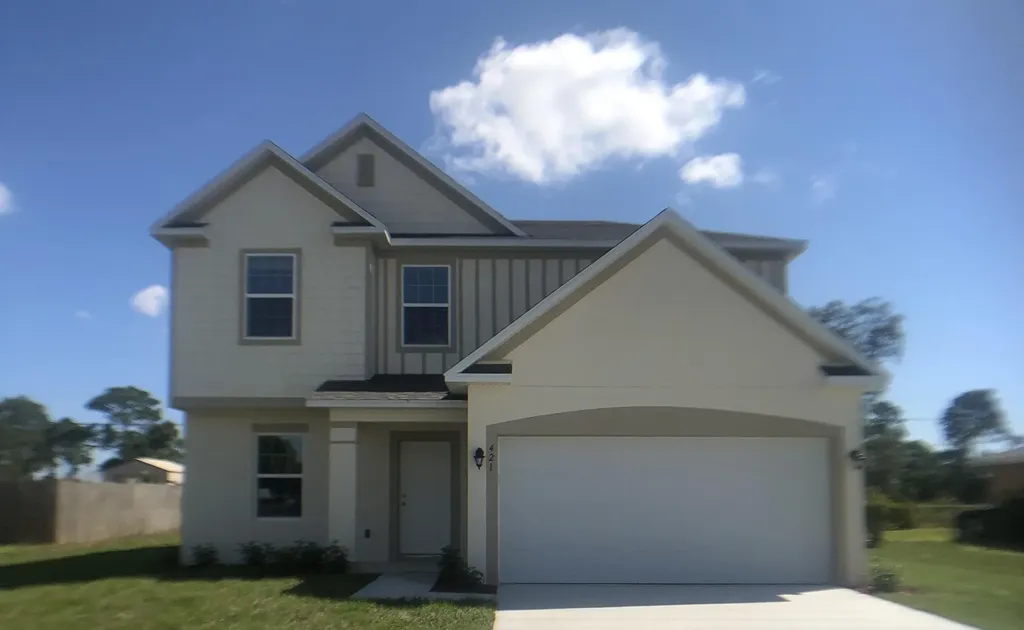 421 SE Galleon Lane Port St Lucie FL 34983