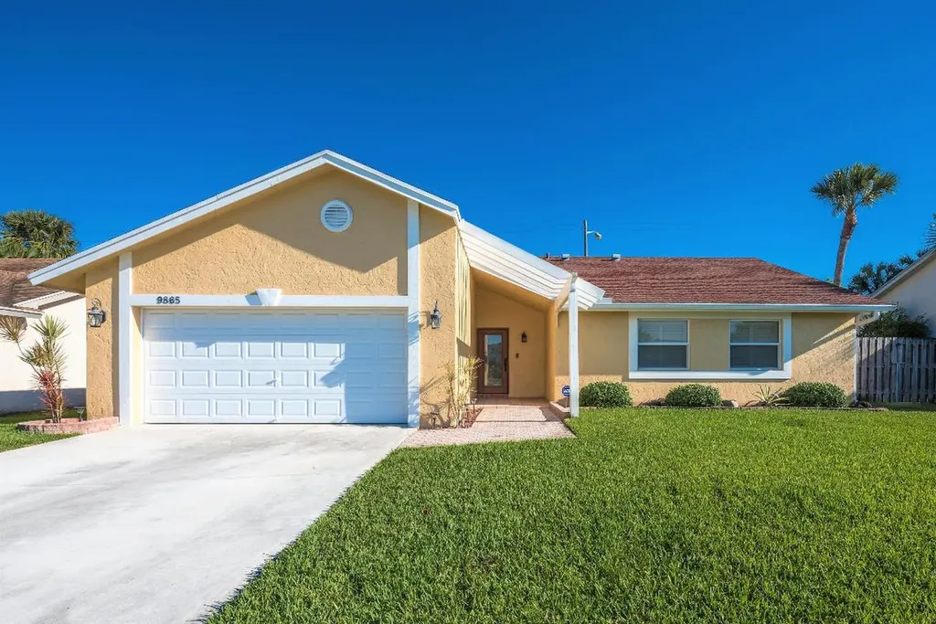 9865 Liberty Court Boca Raton FL 33434