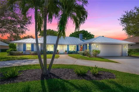 8202 SE Royal Street Hobe Sound FL 33455