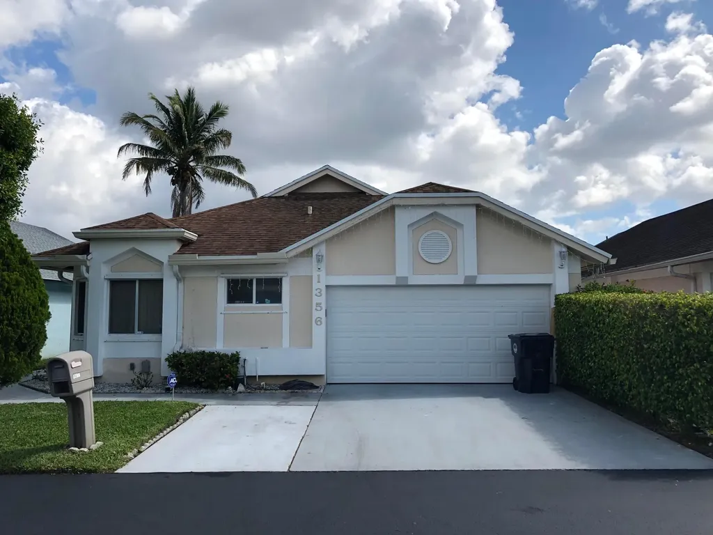 1356 W Glen Oak Road North Lauderdale FL 33068