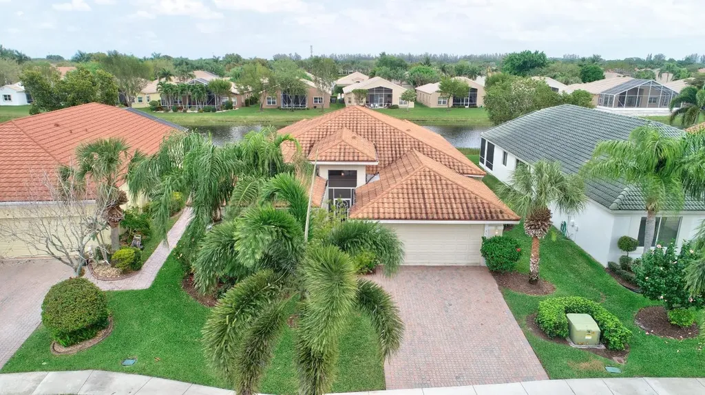 8748 Bellido Circle Boynton Beach FL 33472