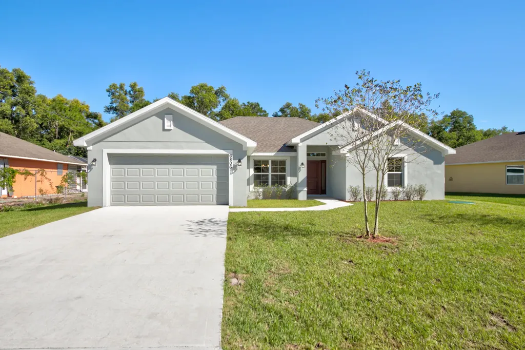6806 NW Garbett Street Port St Lucie FL 34983