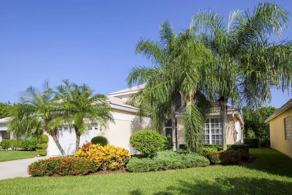 3184 SE Carrick Green Court Port St Lucie FL 34952