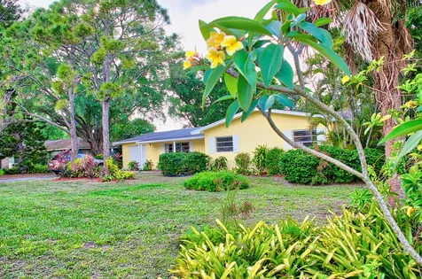 1902 York Court Fort Pierce FL 34982