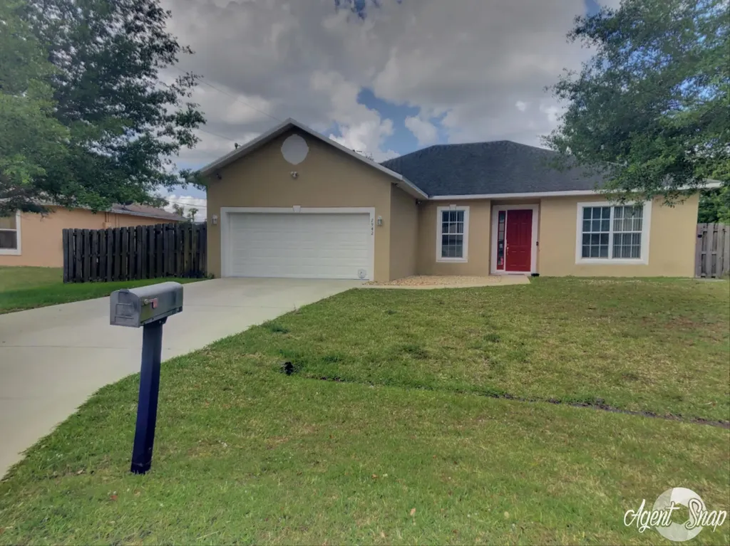2942 SW Lucerne Street Port St Lucie FL 34953