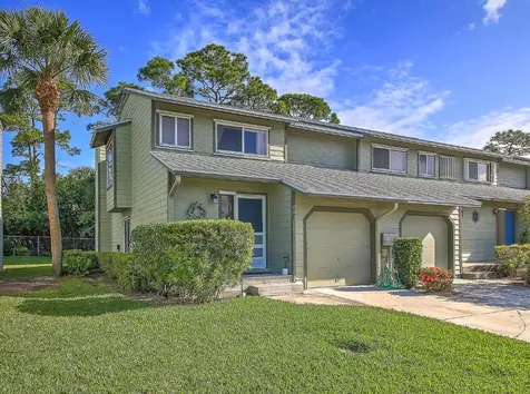 691 NE Wax Myrtle Way Jensen Beach FL 34957