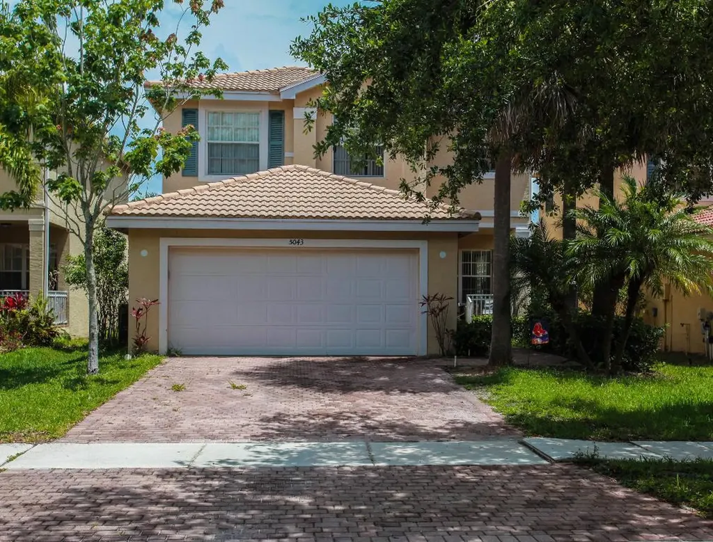 5043 Northern Lights Drive Greenacres FL 33463