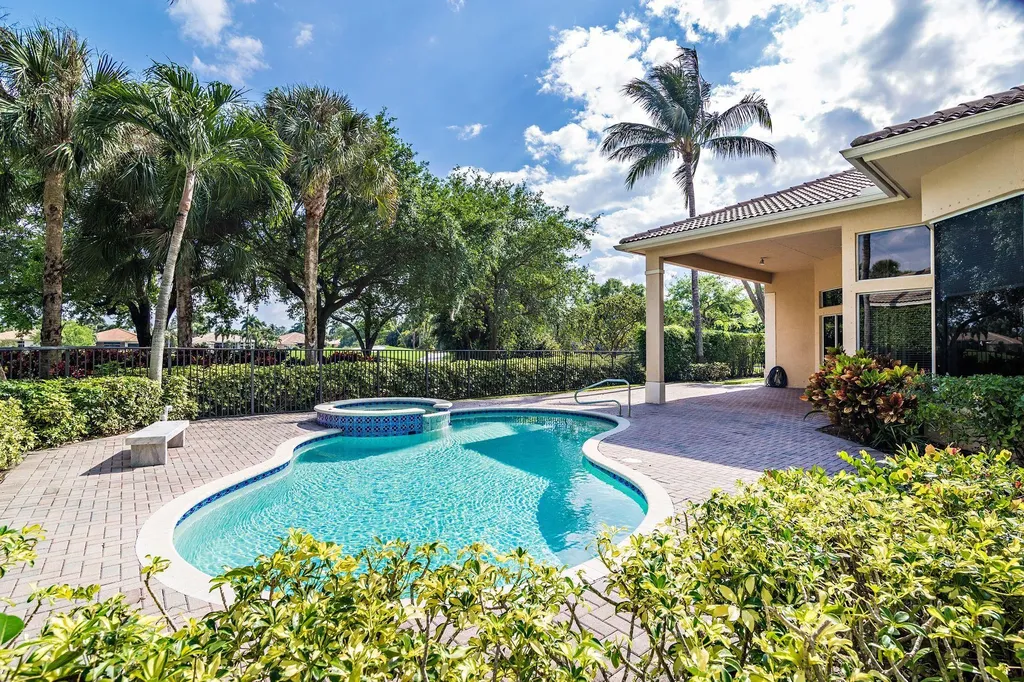 16200 Mira Vista Lane Delray Beach FL 33446