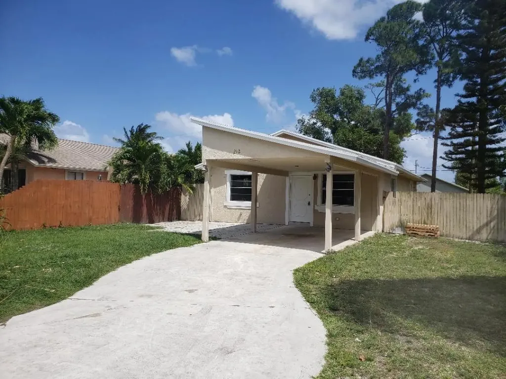 212 Jennings Avenue Greenacres FL 33463