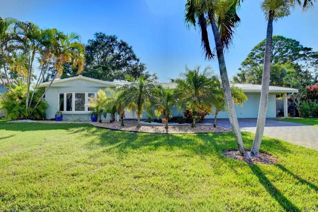 198 NW 10th Court Boca Raton FL 33486