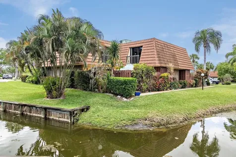 825 Center Street Jupiter FL 33458