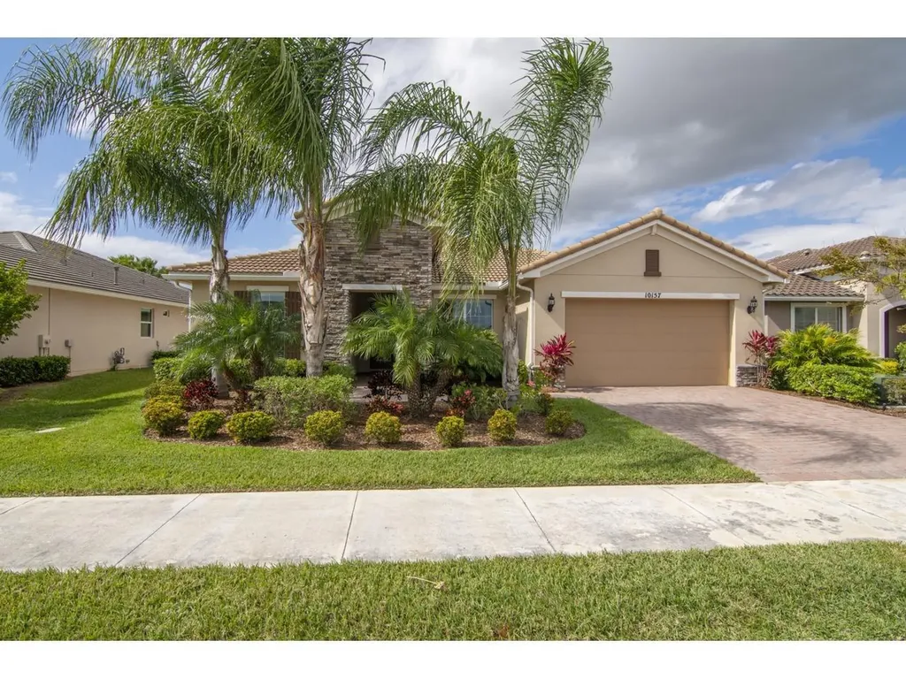 10157 SW Cypress Wood Court Port St Lucie FL 34987