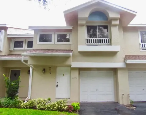 2276 Discovery Circle W Deerfield Beach FL 33442