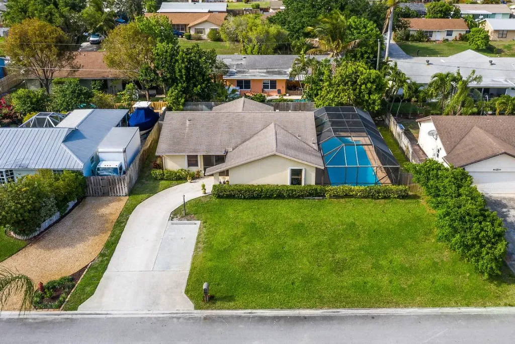 3605 Edgar Avenue Boynton Beach FL 33436